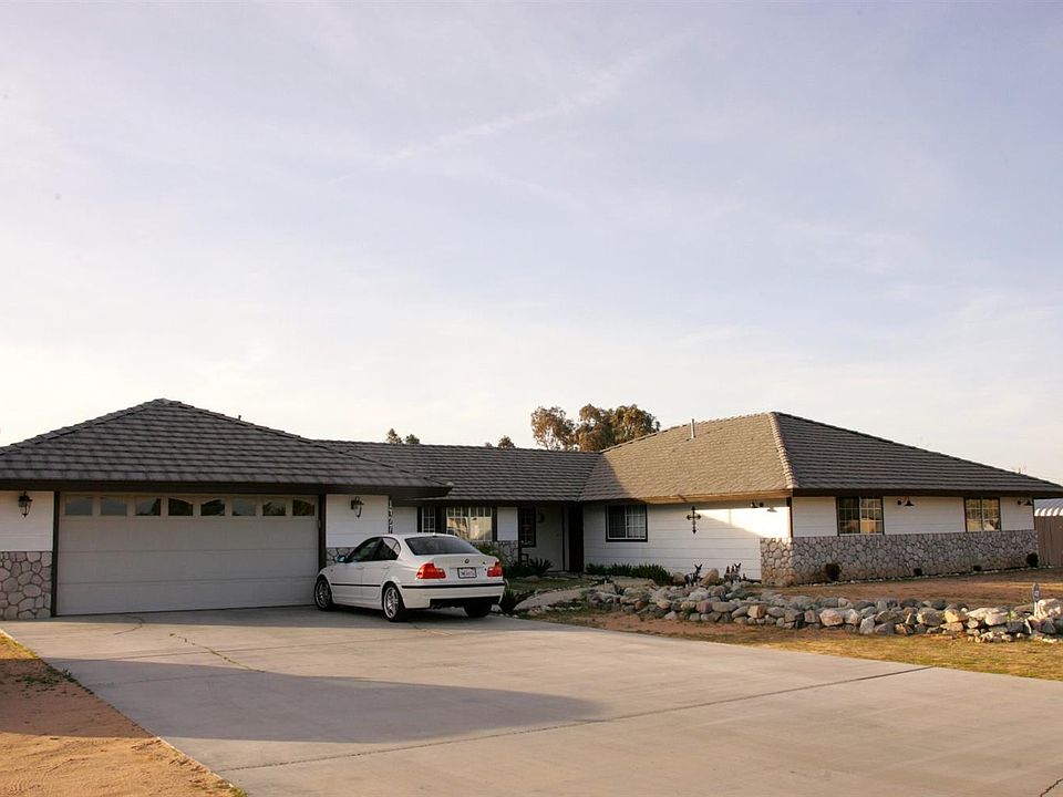 1st image of 14976 Ramona Ave