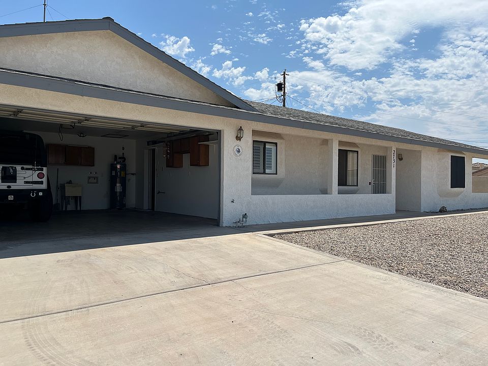 1st image of 2751 Hidden Valley Dr