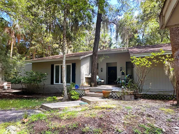 2926 Capn Sams Rd, Seabrook Island, SC 29455