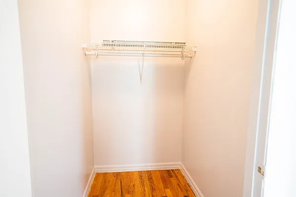 Rented by R New York | media 8