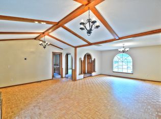 3812 N Riverside Dr, Bethany, OK 73008