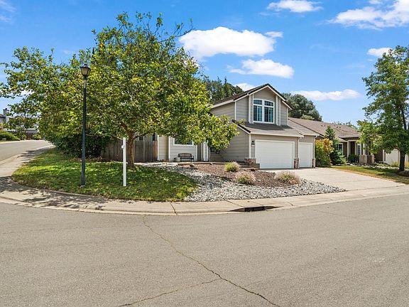 5th image of 3805 Spinel Cir