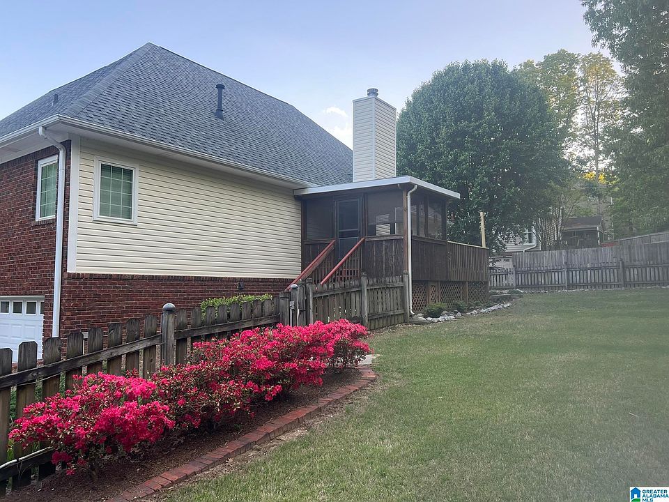 2nd image of 162 Grove Hill Dr