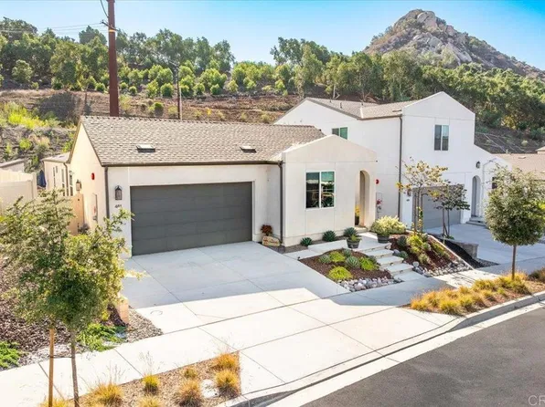 461 Meadowood St, Fallbrook, CA 92028