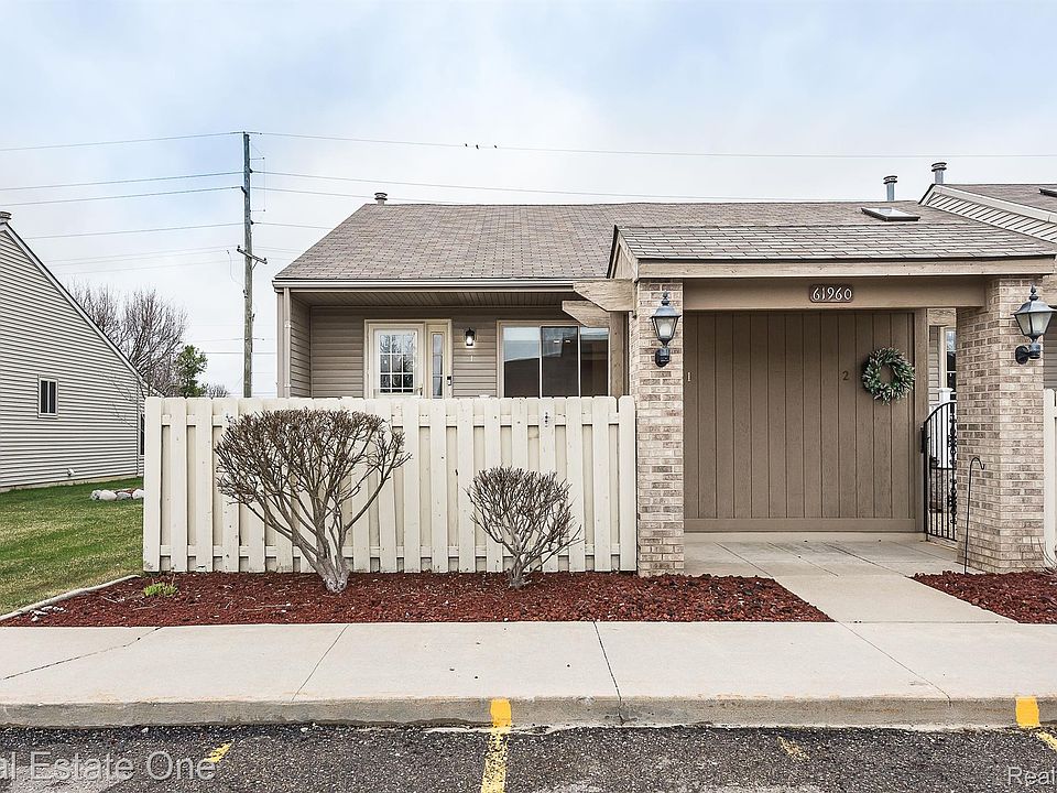 1st image of 61960 Arlington Cir Unit 1