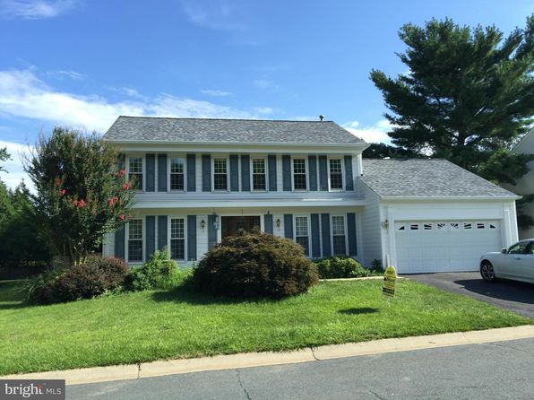 25 Beauvoir Ct