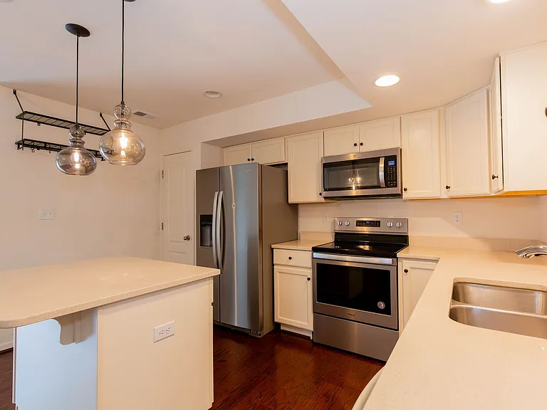 608 Thumper Dr — Photo 6