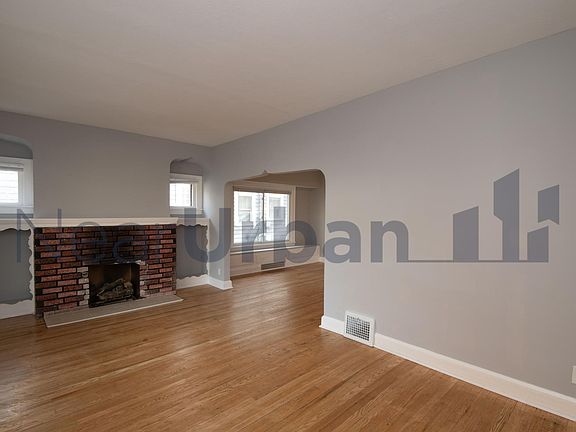 4th image of 3550 Raymont Blvd