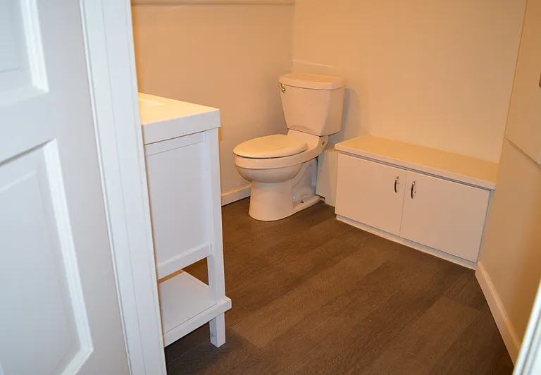 9803 Rainier Ave S #LOWER — Photo 5