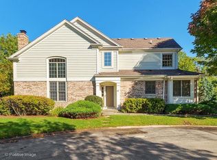7654 Creek Side Ln, La Grange, IL