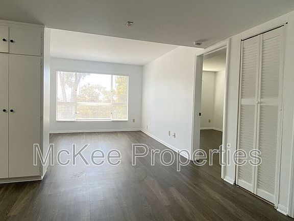 4th image of 2825 3rd Ave Unit 208