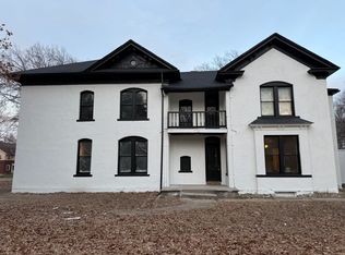 1103 S 4th St APT 1, Leavenworth, KS 66048