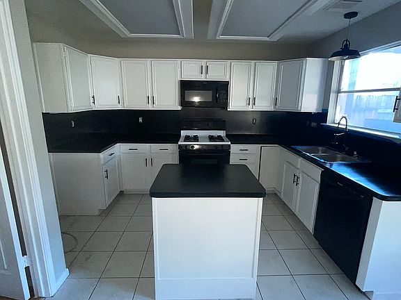 4th image of 4514 Ireland Ln
