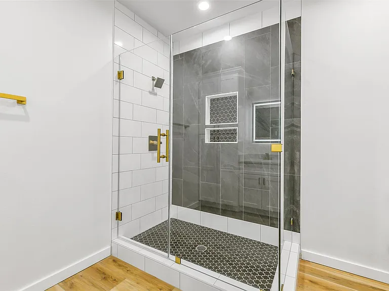 7486 Stanwick Dr #B — Photo 11