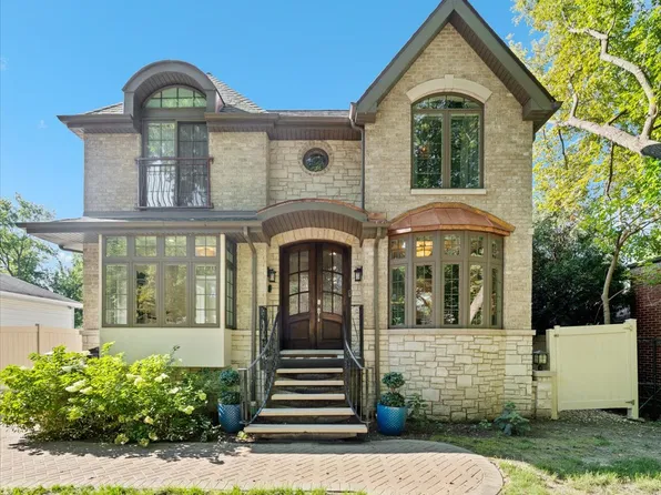 1180 Taylor Ave, Highland Park, IL 60035