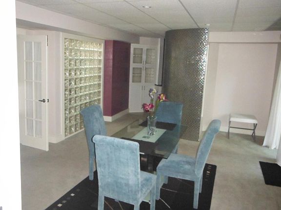 Dinning room with view through to kitchen