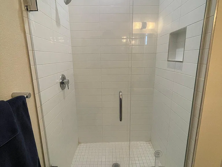 Guest/2nd Bedroom private shower - 3rd floor
