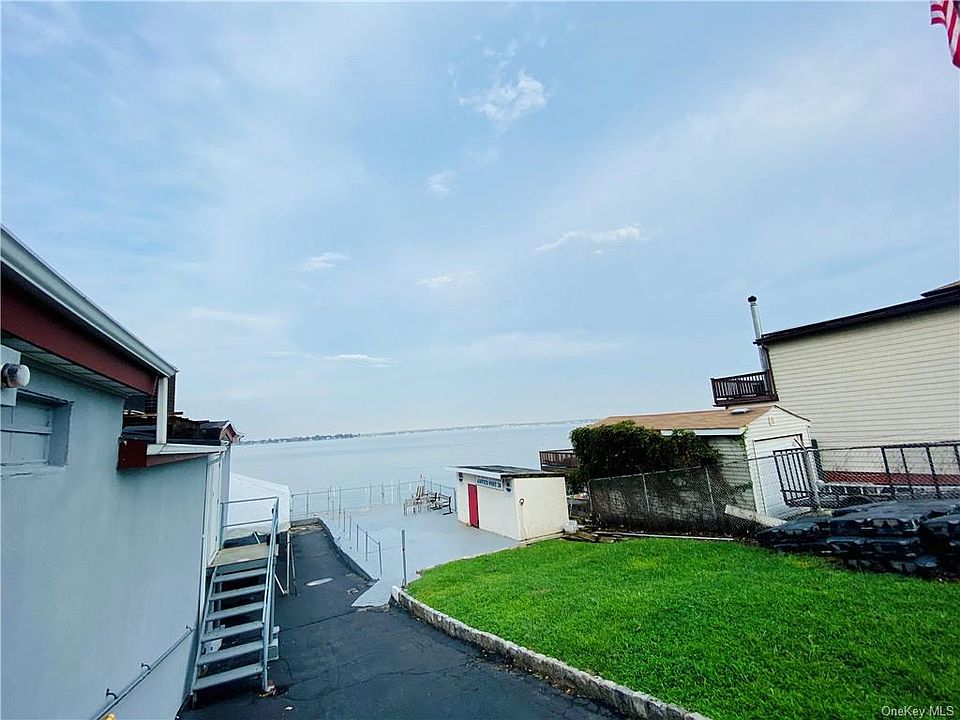 2nd image of 1435 Shore Dr
