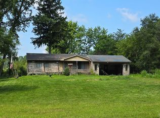 9569 Oak Grove Rd, Howell, MI 48855