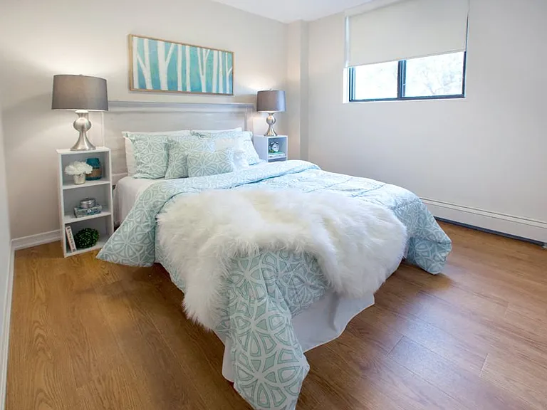 420 Wellington St — Photo 7