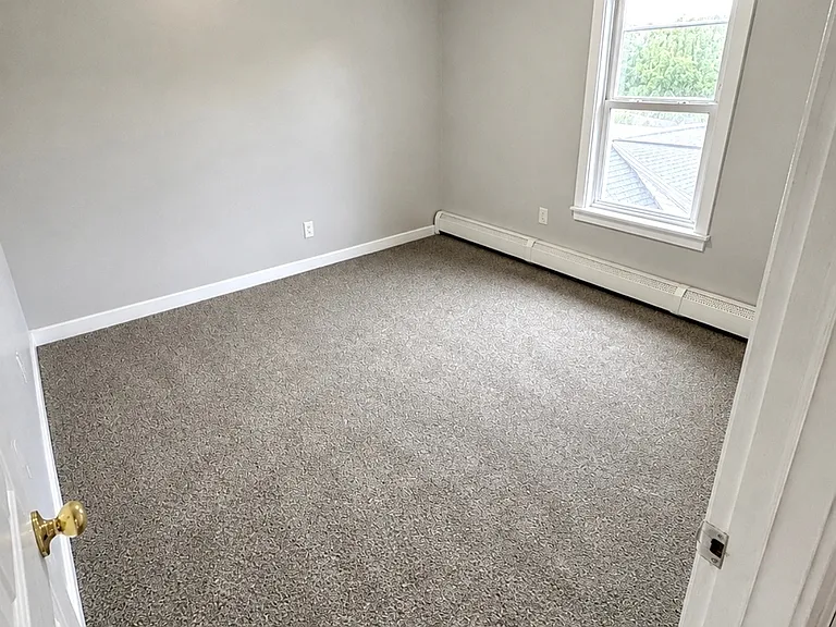 66-68 Clarendon St #3 — Photo 8