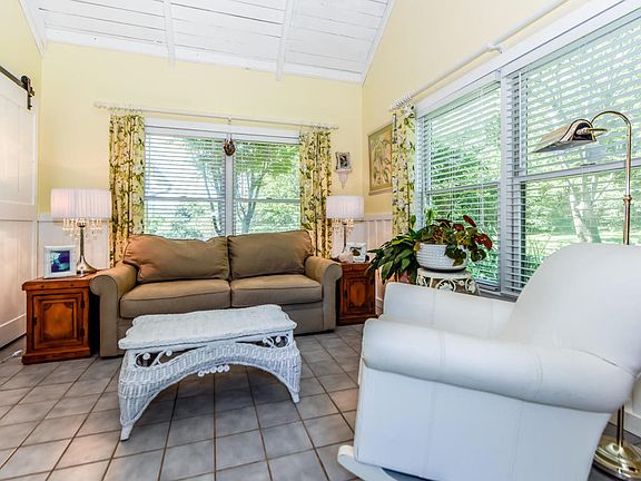 5th image of 4844 Allegheny Cove Way