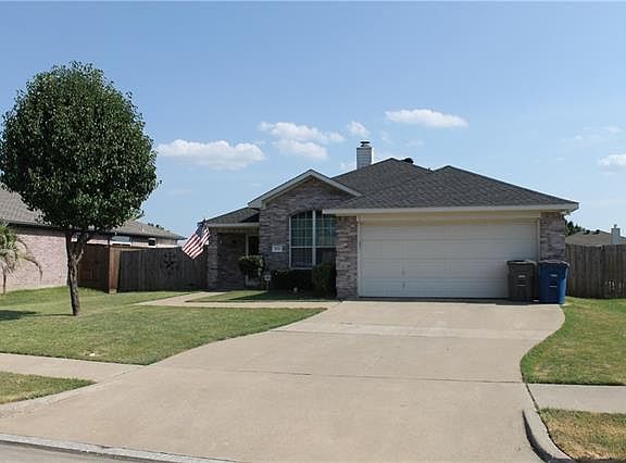 2nd image of 212 Lake Travis Dr