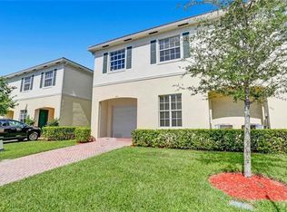631 SW 3rd Ave, Pompano Beach, FL 33060