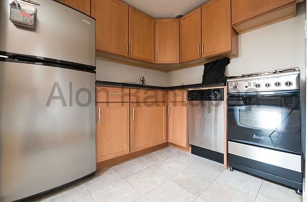 Rented by (Legacy) NY Quality Living Uptown | media 23