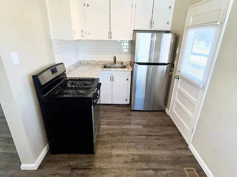 125 W Grant Ave. — Photo 3