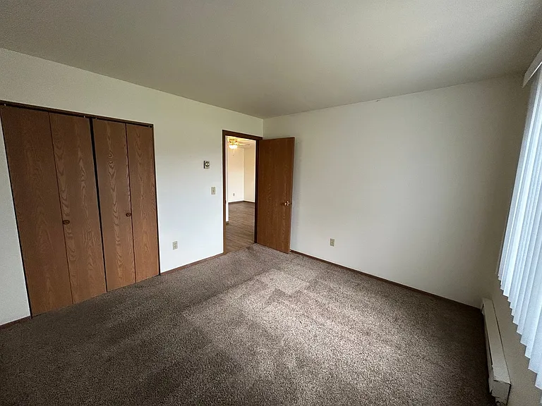 Prairie Village Apartments — Photo 7