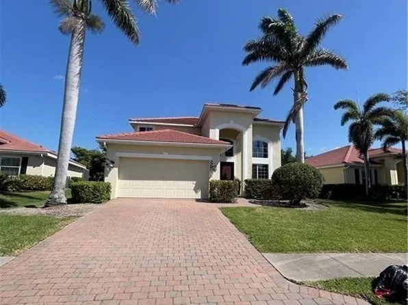 2427 Ashbury Cir, Cape Coral, FL 33991