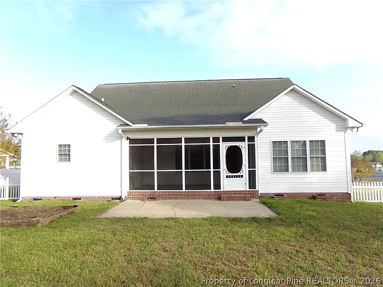 290 Robeson St — Photo 2