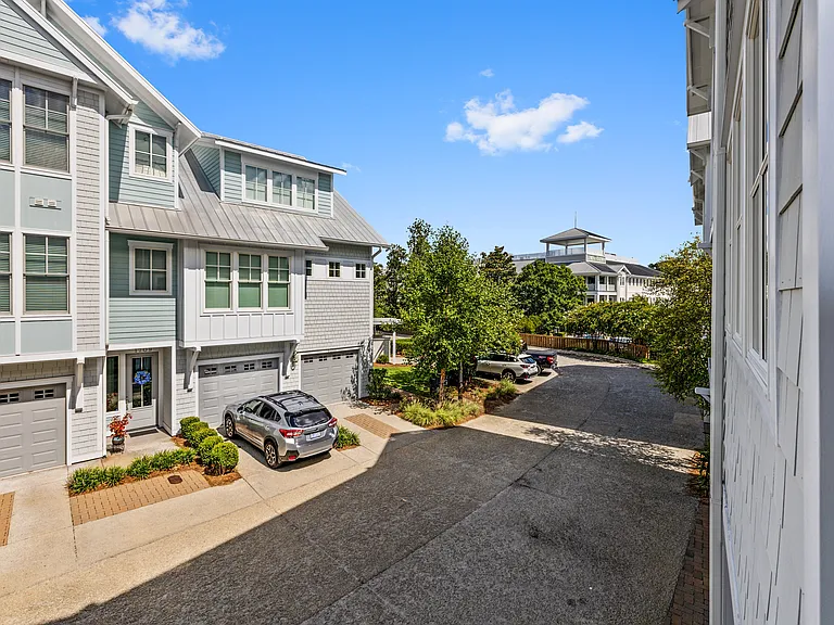 1710 Tearthumb Ct — Photo 31