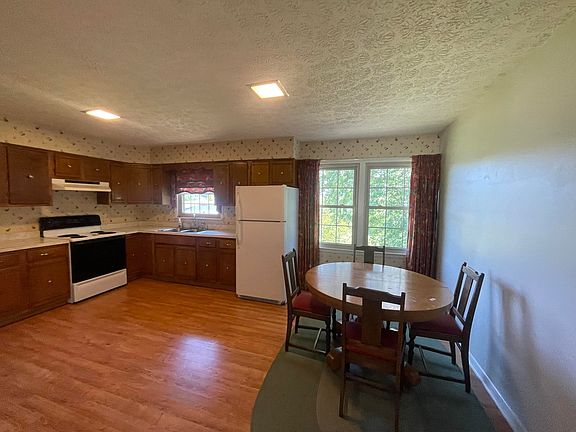 4th image of 561 Old Whitley Rd