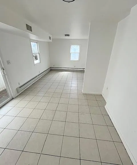 94 Roger Ave — Photo 25