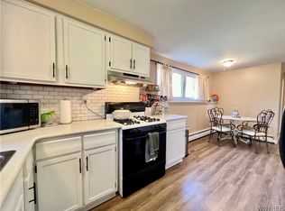 264 Meadowlawn Rd, Cheektowaga, NY