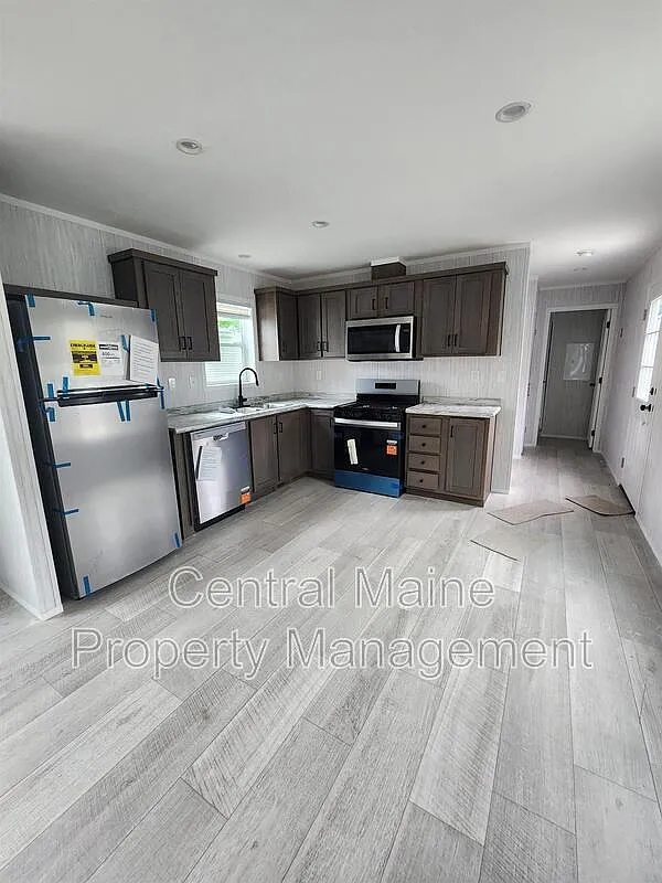 2 bed, 2.0 bath, 840 sqft, $1,350 — Photo 1