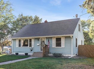 785 McKnight Rd N, Saint Paul, MN 55119