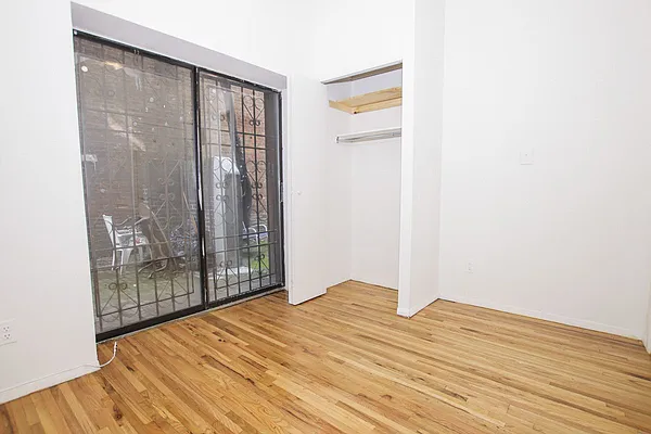 Rented by Avenues Real Estate | media 5