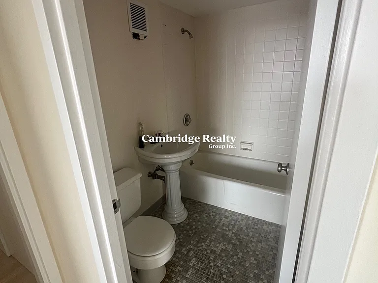 872 Massachusetts Ave #XXX — Photo 10