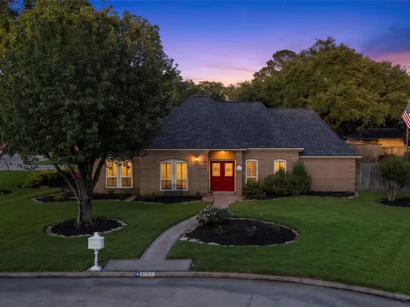6707 Cedar St, Katy, TX 77493