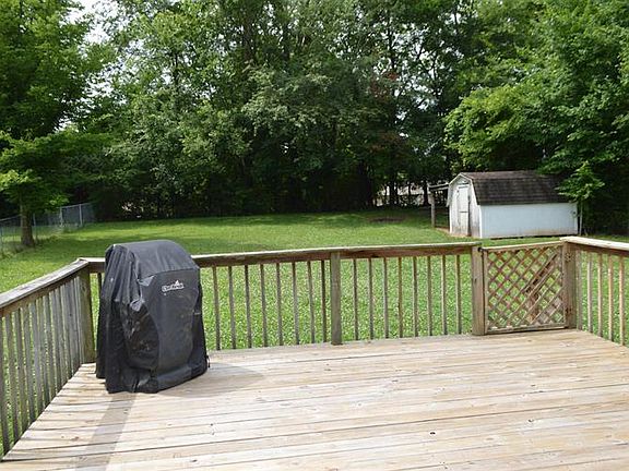 4th image of 212 Jim Thorpe Dr