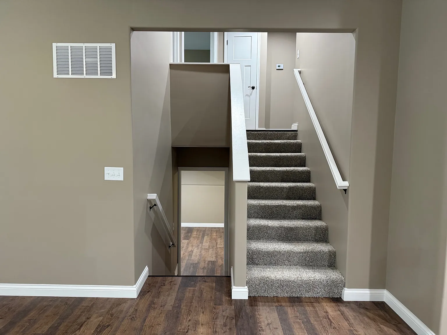 4 bed, 1600 sqft, $2,200 — Photo 4