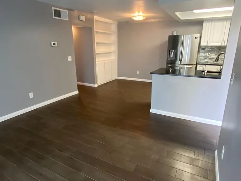 6052 Rancho Mission Rd #400 — Photo 16