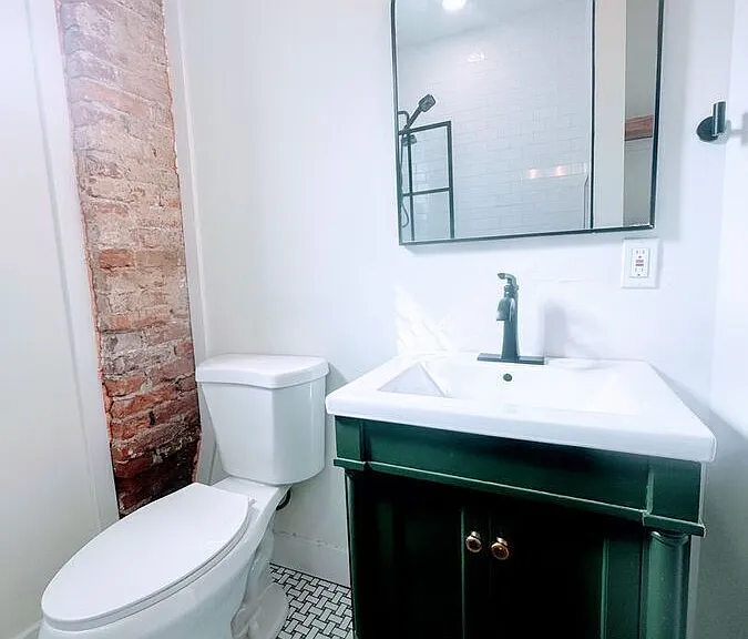 111 Cobbs Creek Pkwy — Photo 25