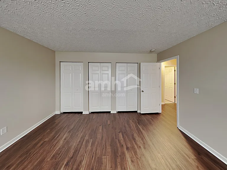 340 Evergreen Cir — Photo 28