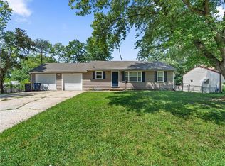 10012 Hillcrest Rd, Kansas City, MO 64134