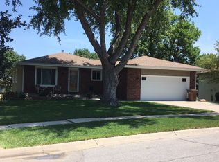 2306 Old Glory Rd, Lincoln, NE 68521