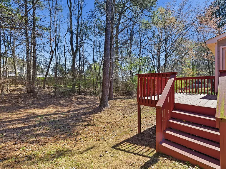109 Holly Mountain Rd — Photo 28